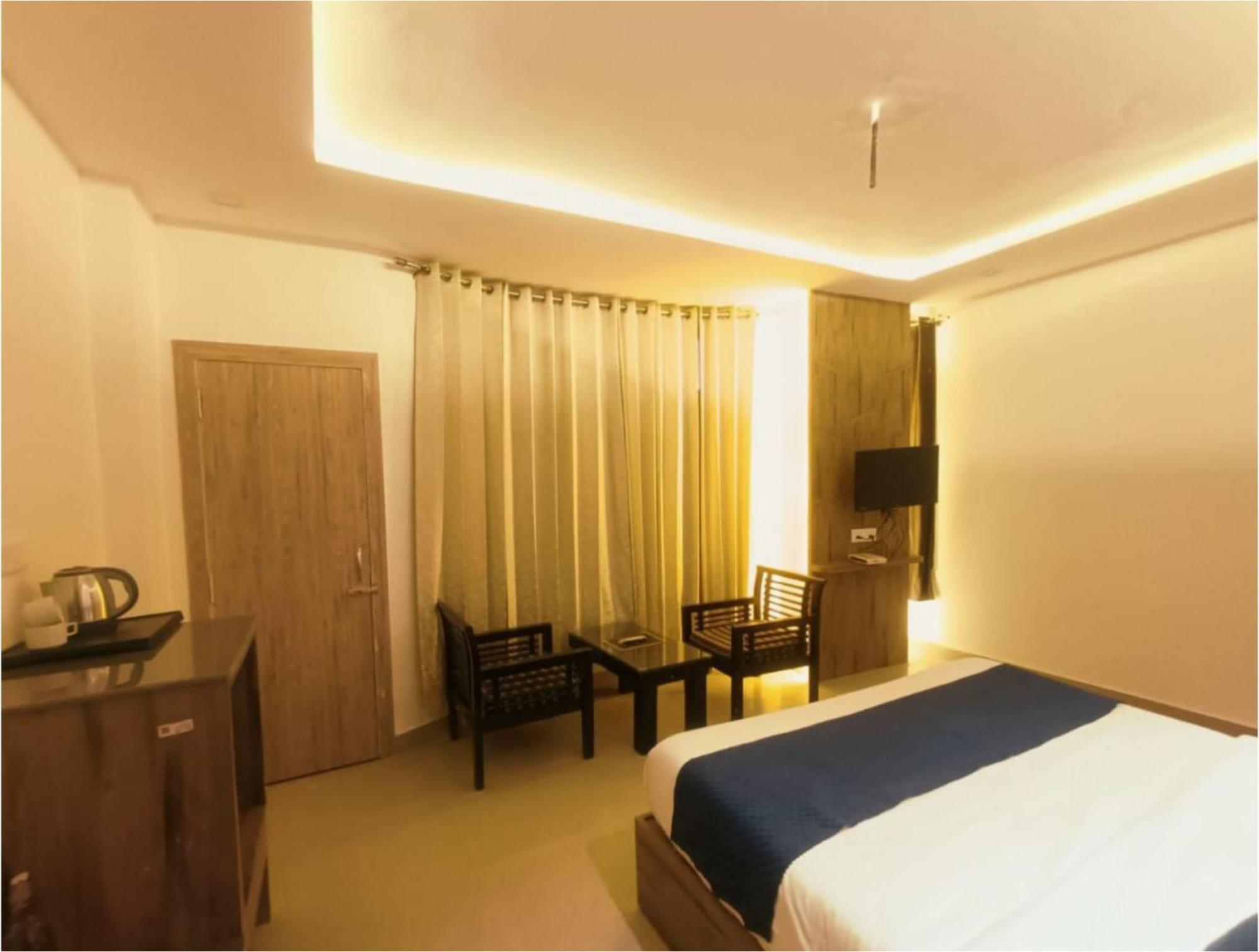 Hotel Wild Rose - Dalhousie Ngoại thất bức ảnh