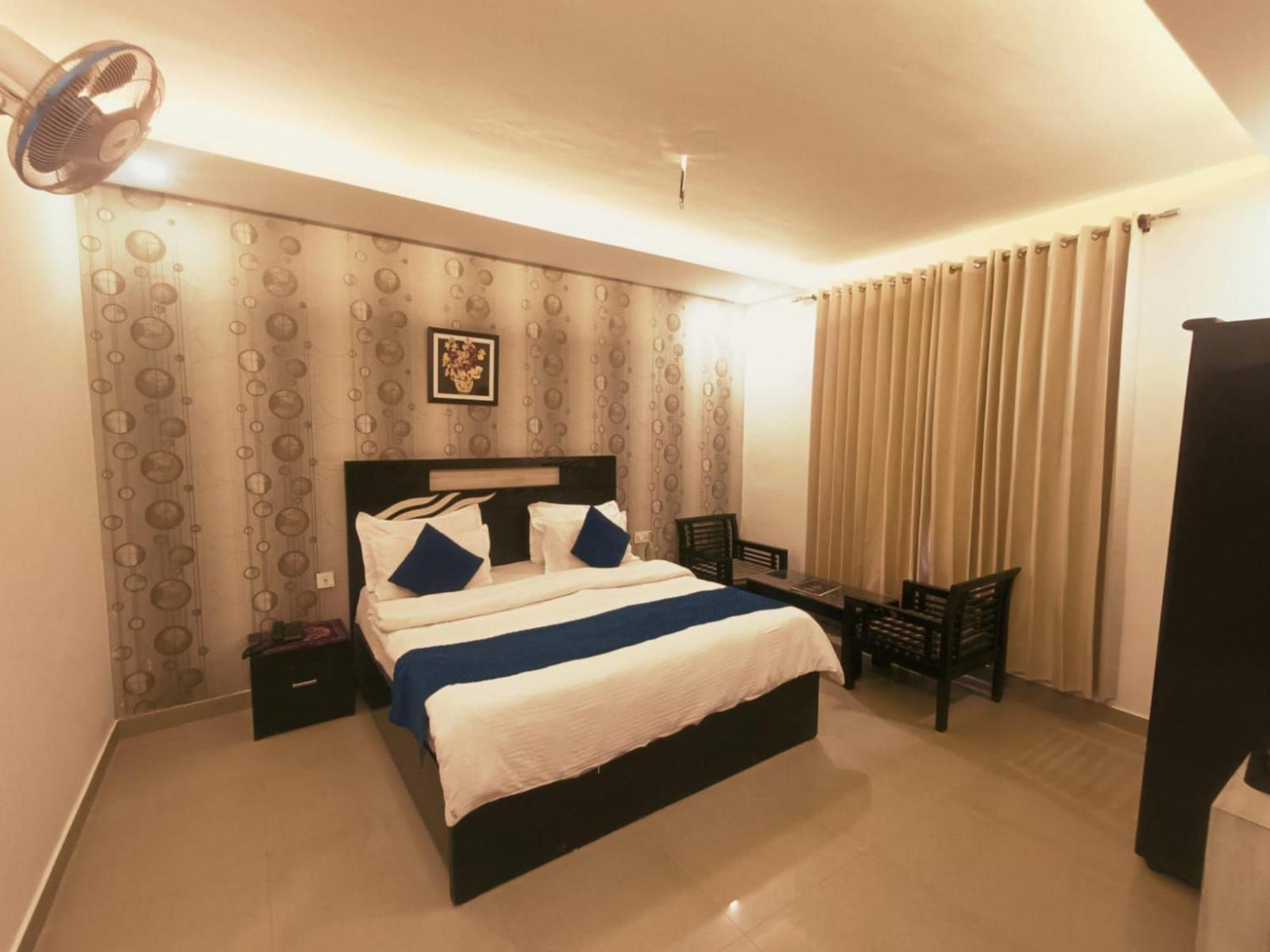Hotel Wild Rose - Dalhousie Ngoại thất bức ảnh