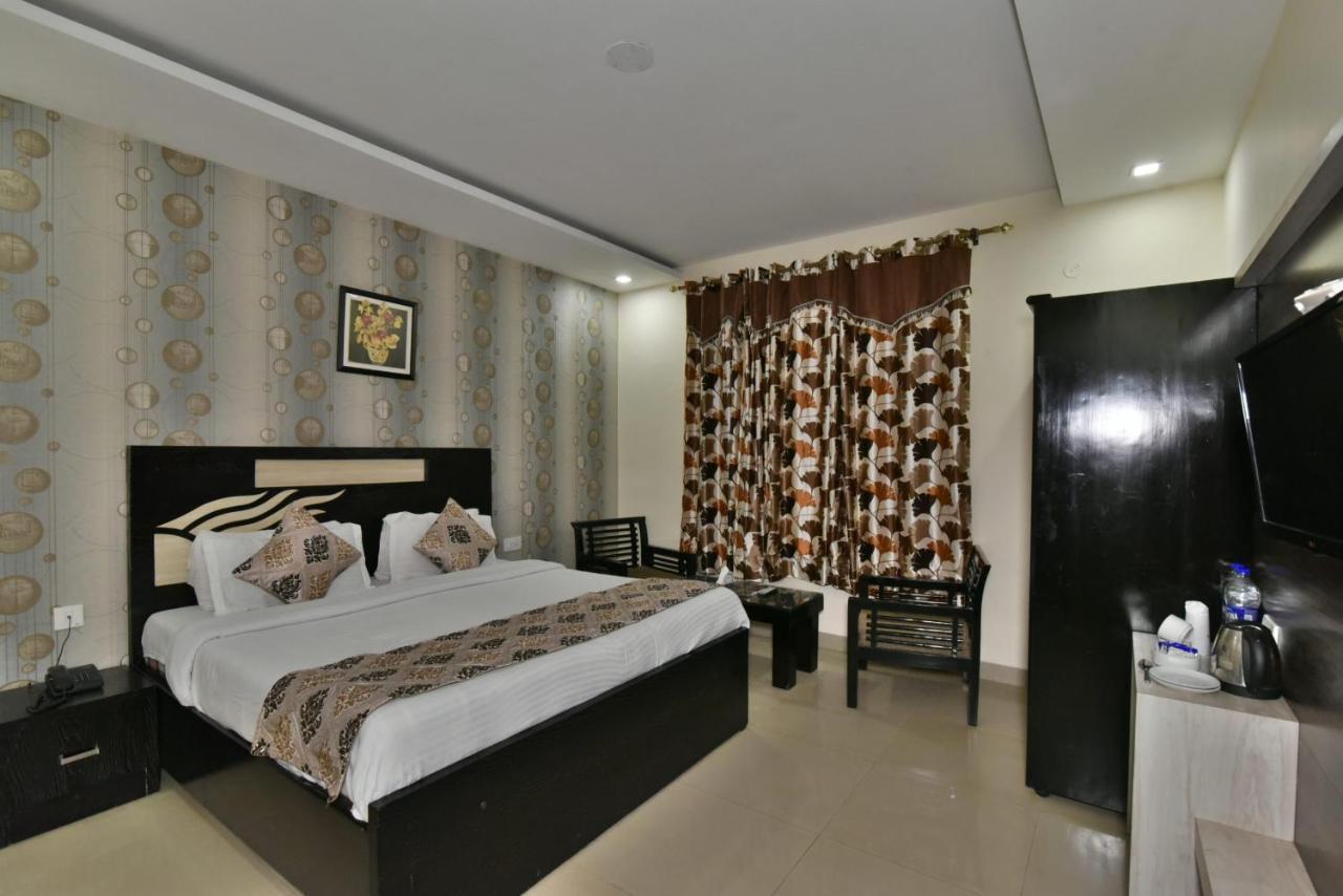 Hotel Wild Rose - Dalhousie Ngoại thất bức ảnh